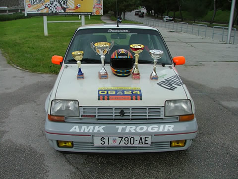 Ne�to Peharica