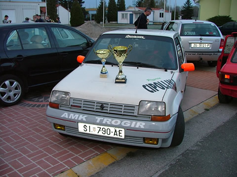 Ne�to Peharica